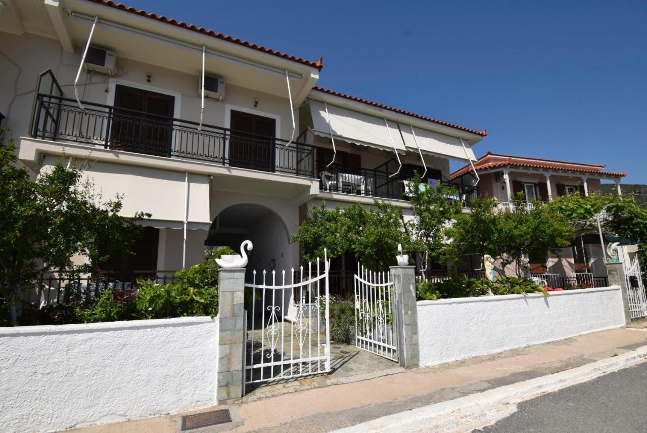 Mega Apartments Tiros Exterior photo